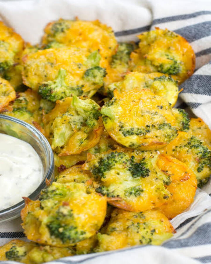Delicious Keto Broccoli Bites with Spicy Mustard