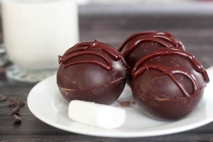 Hot Cocoa Bomb