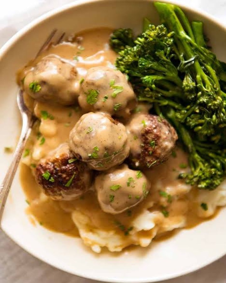 Delicious Keto Swedish Meatballs (Homemade Ikea Meatball Recipe)