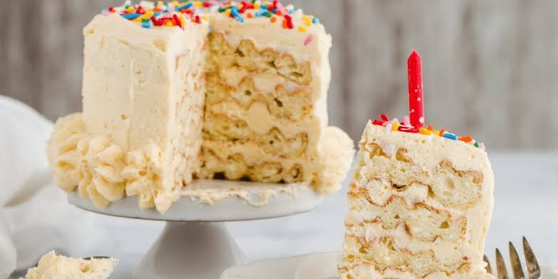 Chaffle Cake with Frosting