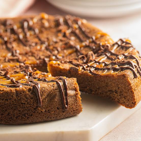 Peanut Butter Chocolate Protein Cake