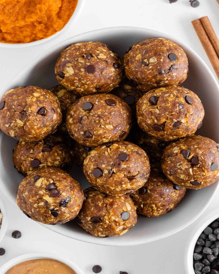 Delicious Pumpkin Energy Balls